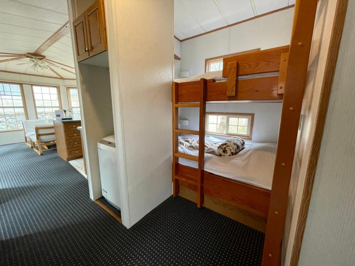 Hakuba Canadian Lodge Exterior photo