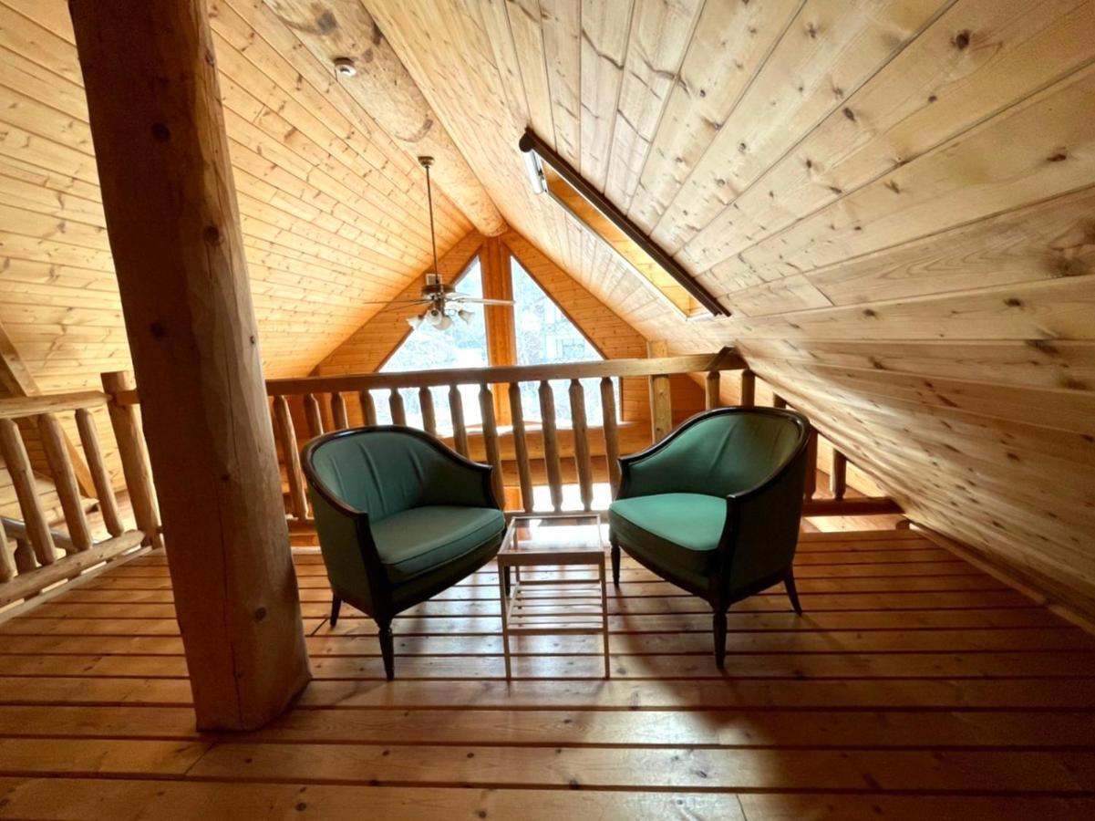 Hakuba Canadian Lodge Exterior photo
