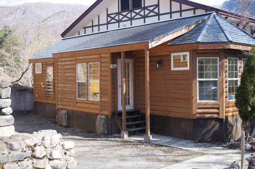 Hakuba Canadian Lodge Exterior photo